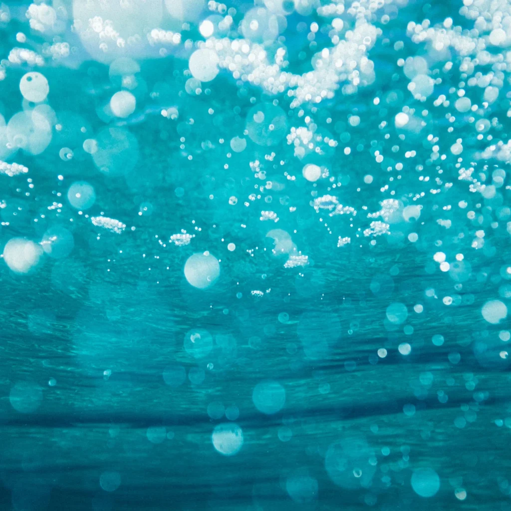 underwater bubbles